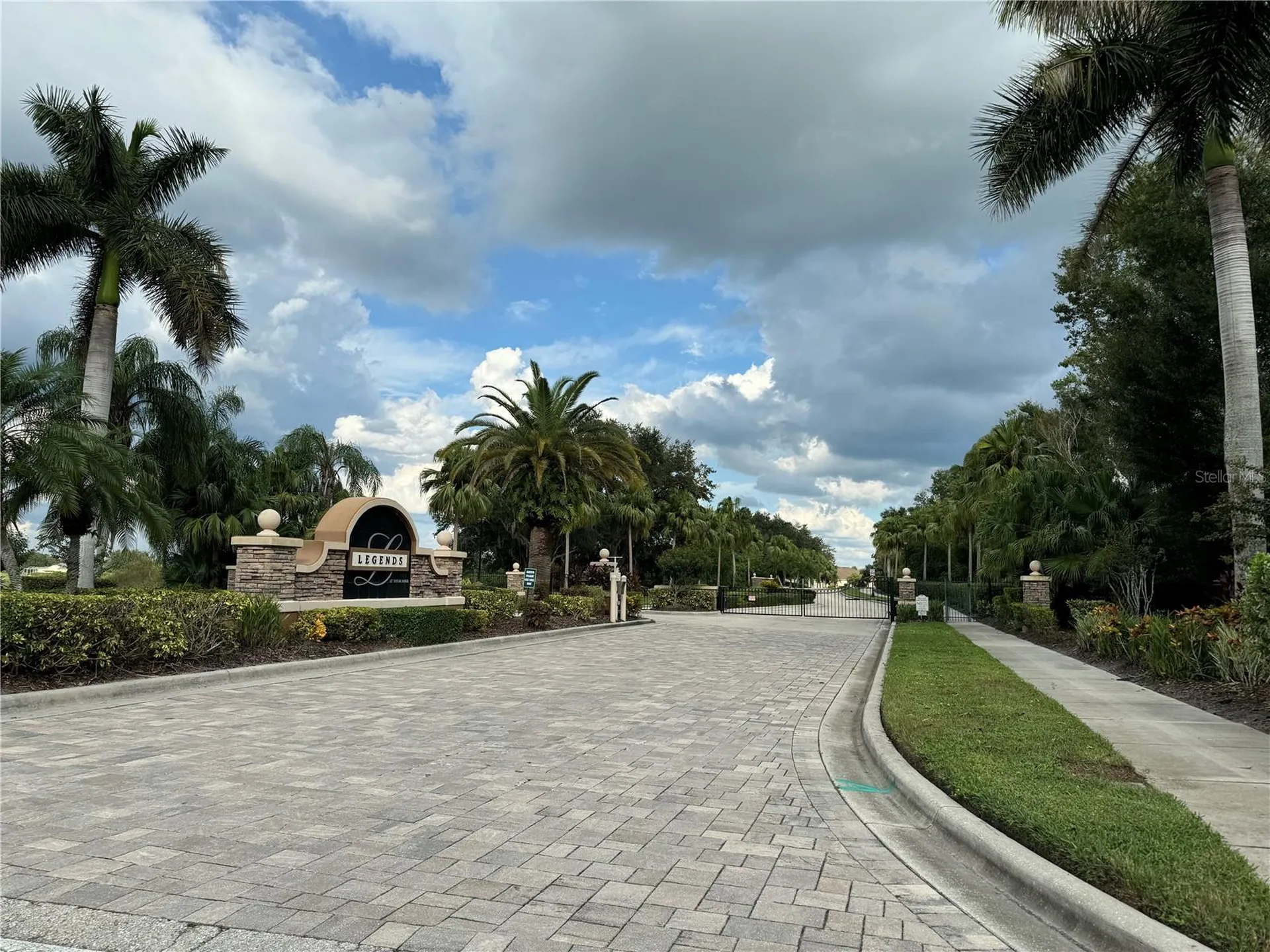 7832 Kavanagh Court Sarasota FL 34240