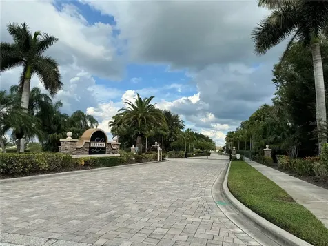 7832 Kavanagh Court Sarasota FL 34240