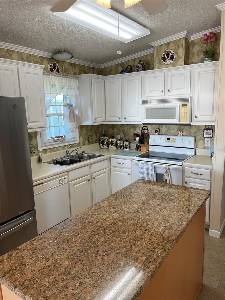 21 Queen Of Waters Street Lake Wales FL 33898