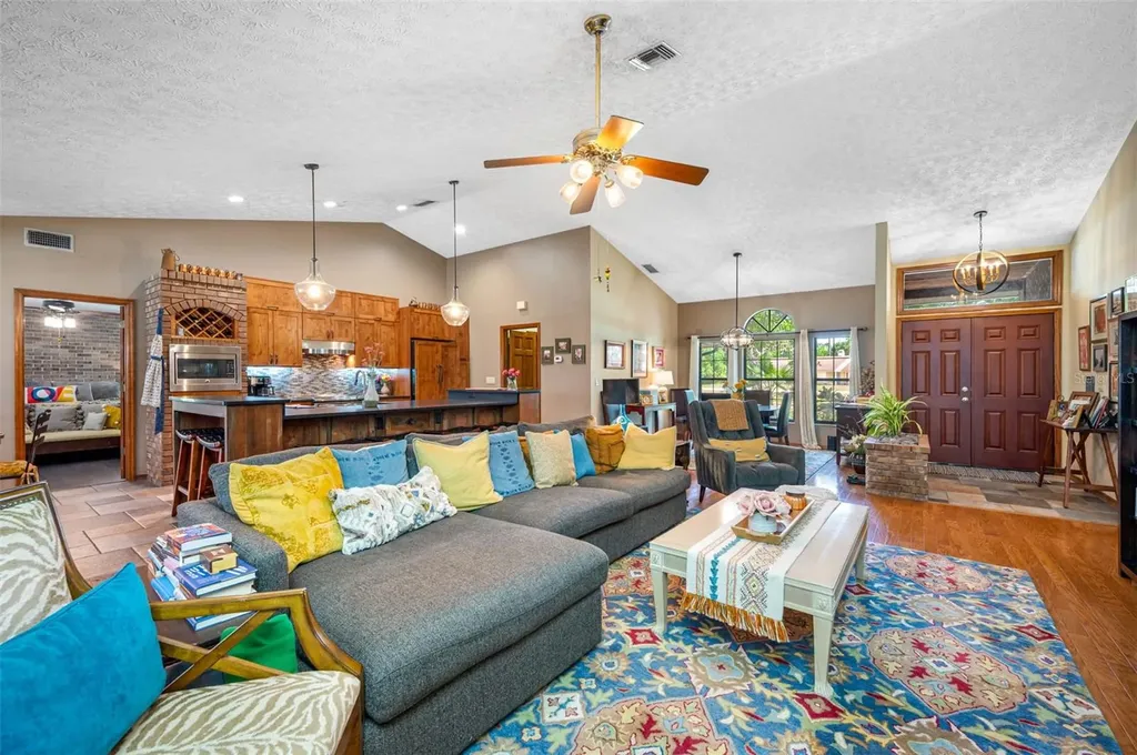 9206 65th Avenue E Bradenton FL 34202