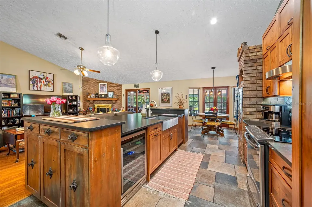 9206 65th Avenue E Bradenton FL 34202