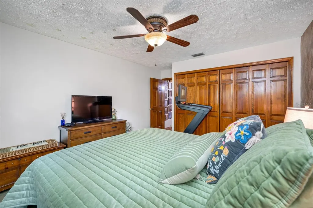 9206 65th Avenue E Bradenton FL 34202
