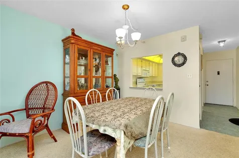 2280 Stickney Point Road Sarasota FL 34231