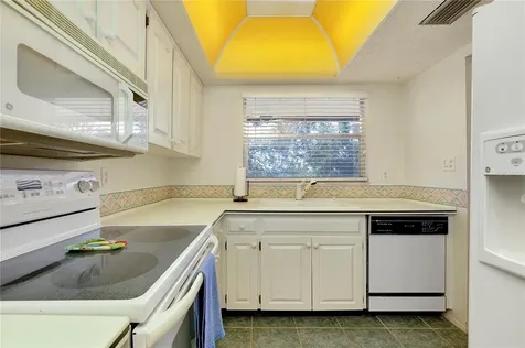2280 Stickney Point Road Sarasota FL 34231