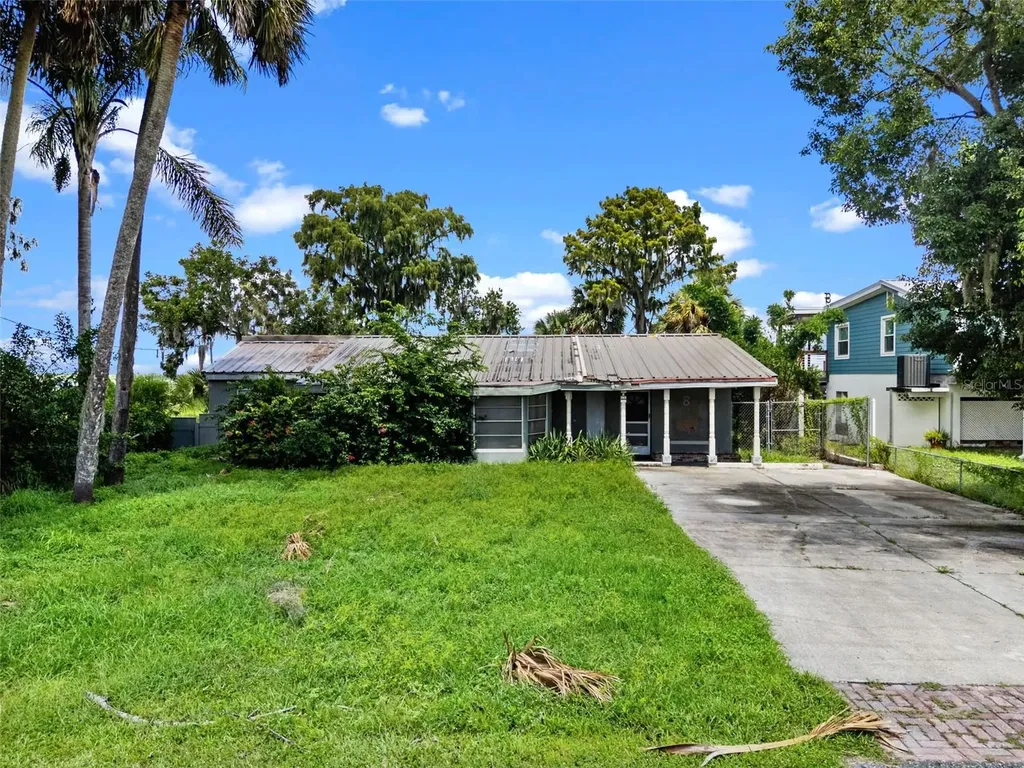 1754 Lake Street Oviedo FL 32765