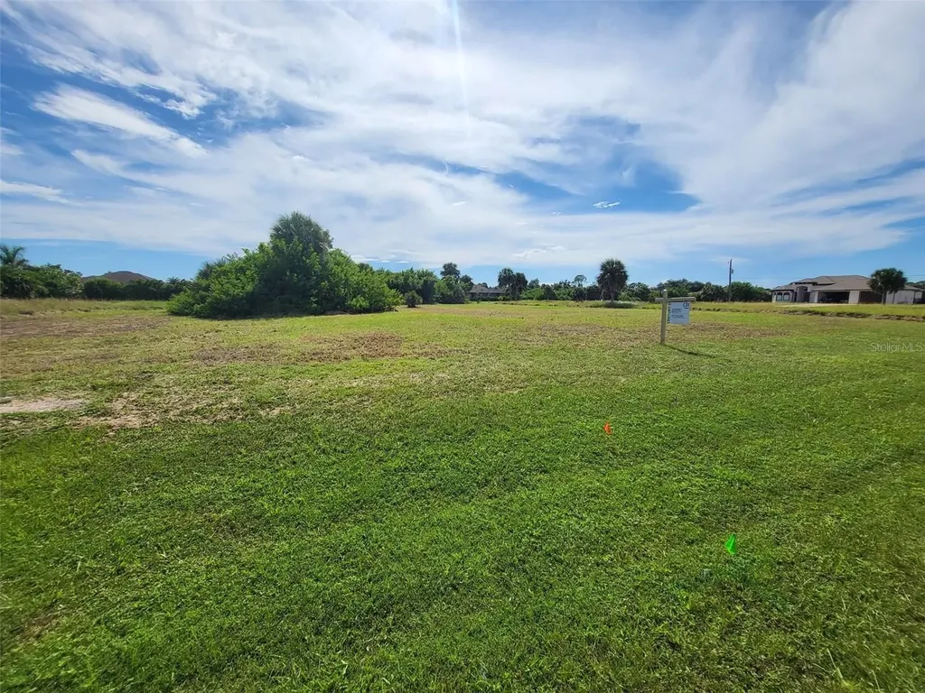 103 Bonita Drive Rotonda West FL 33947