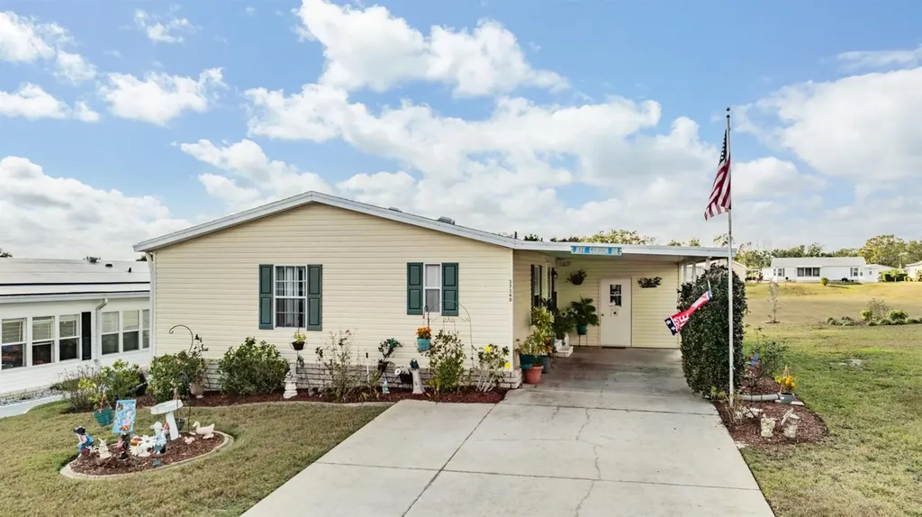 37340 Neukom Avenue Zephyrhills FL 33541