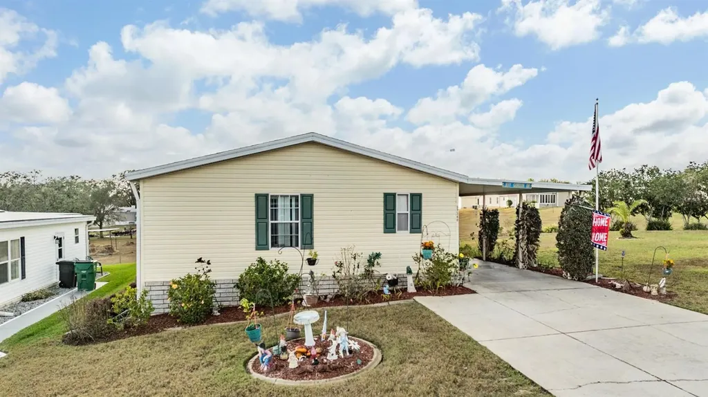 37340 Neukom Avenue Zephyrhills FL 33541