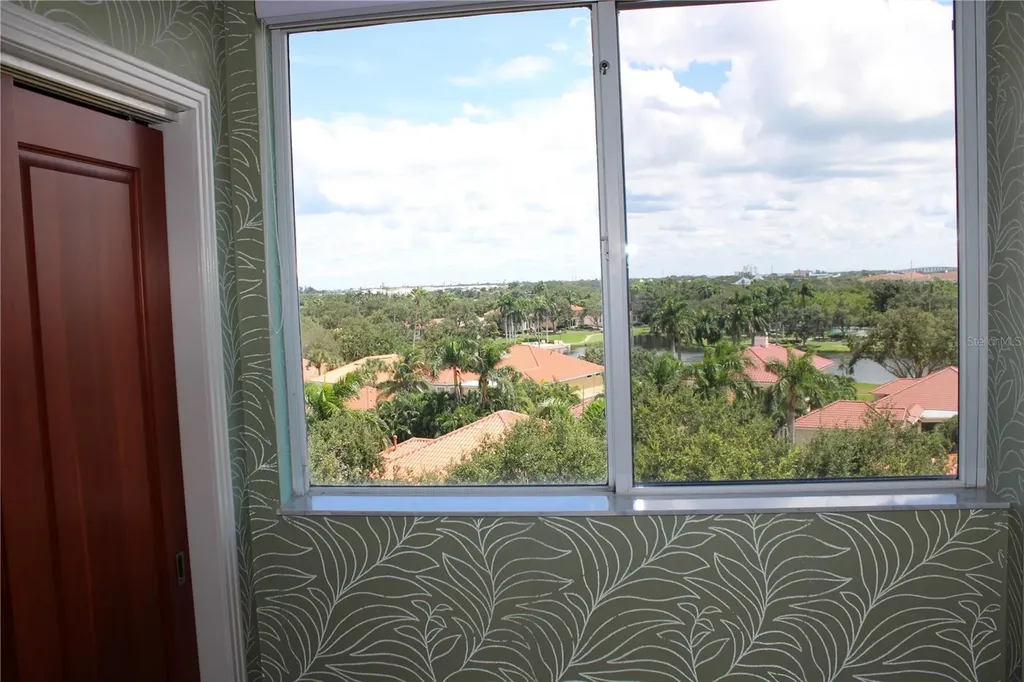 4717 Dolphin Cay Lane S St Petersburg FL 33711