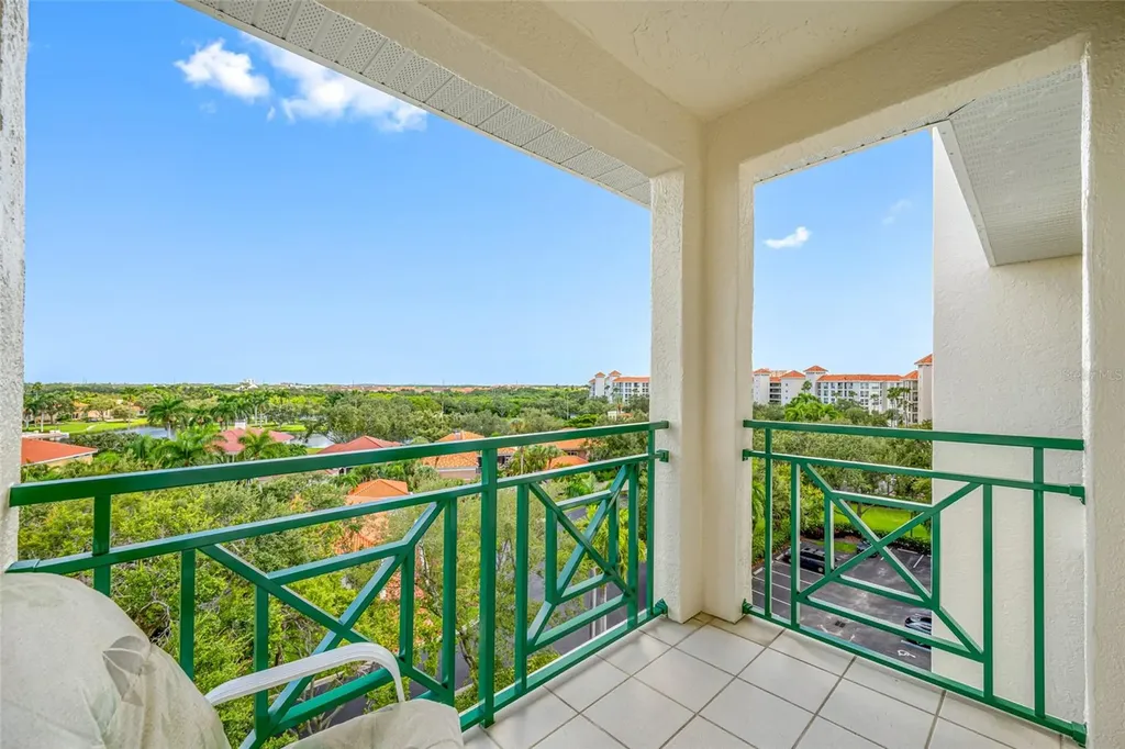 4717 Dolphin Cay Lane S St Petersburg FL 33711