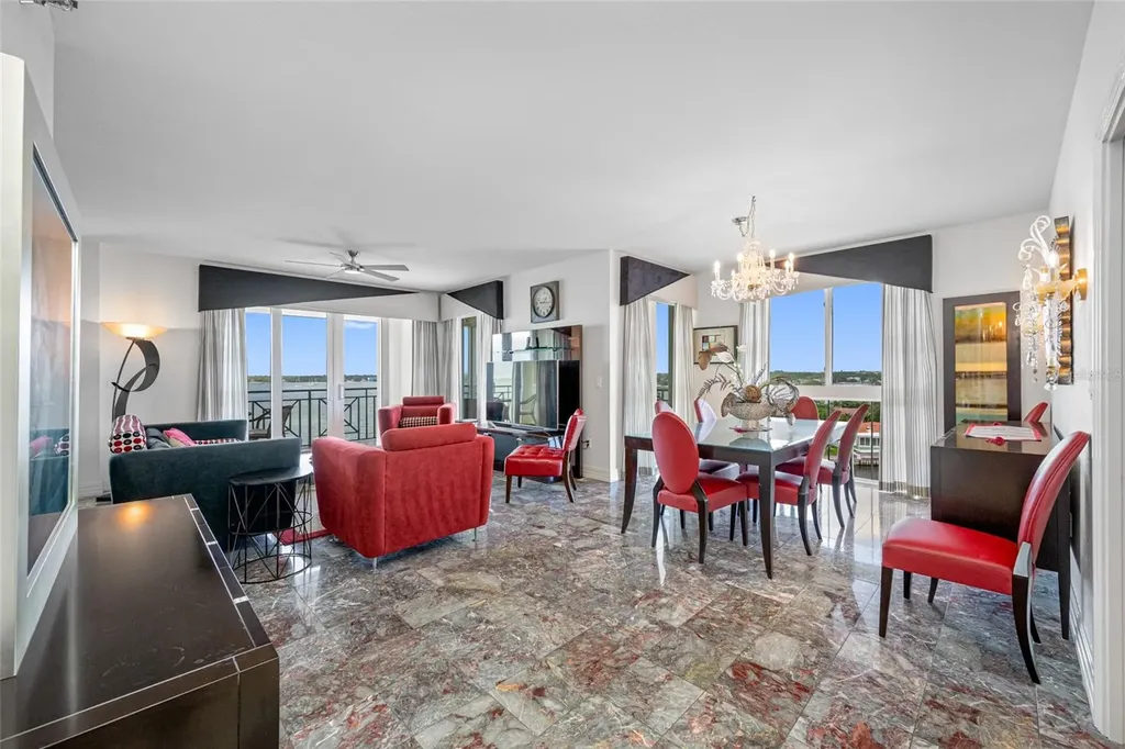4717 Dolphin Cay Lane S St Petersburg FL 33711