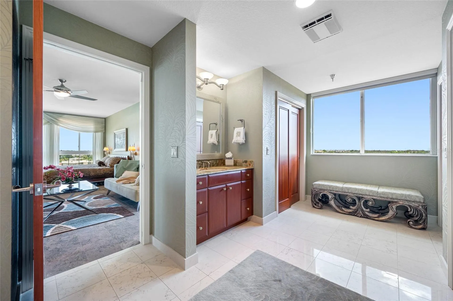 4717 Dolphin Cay Lane S St Petersburg FL 33711