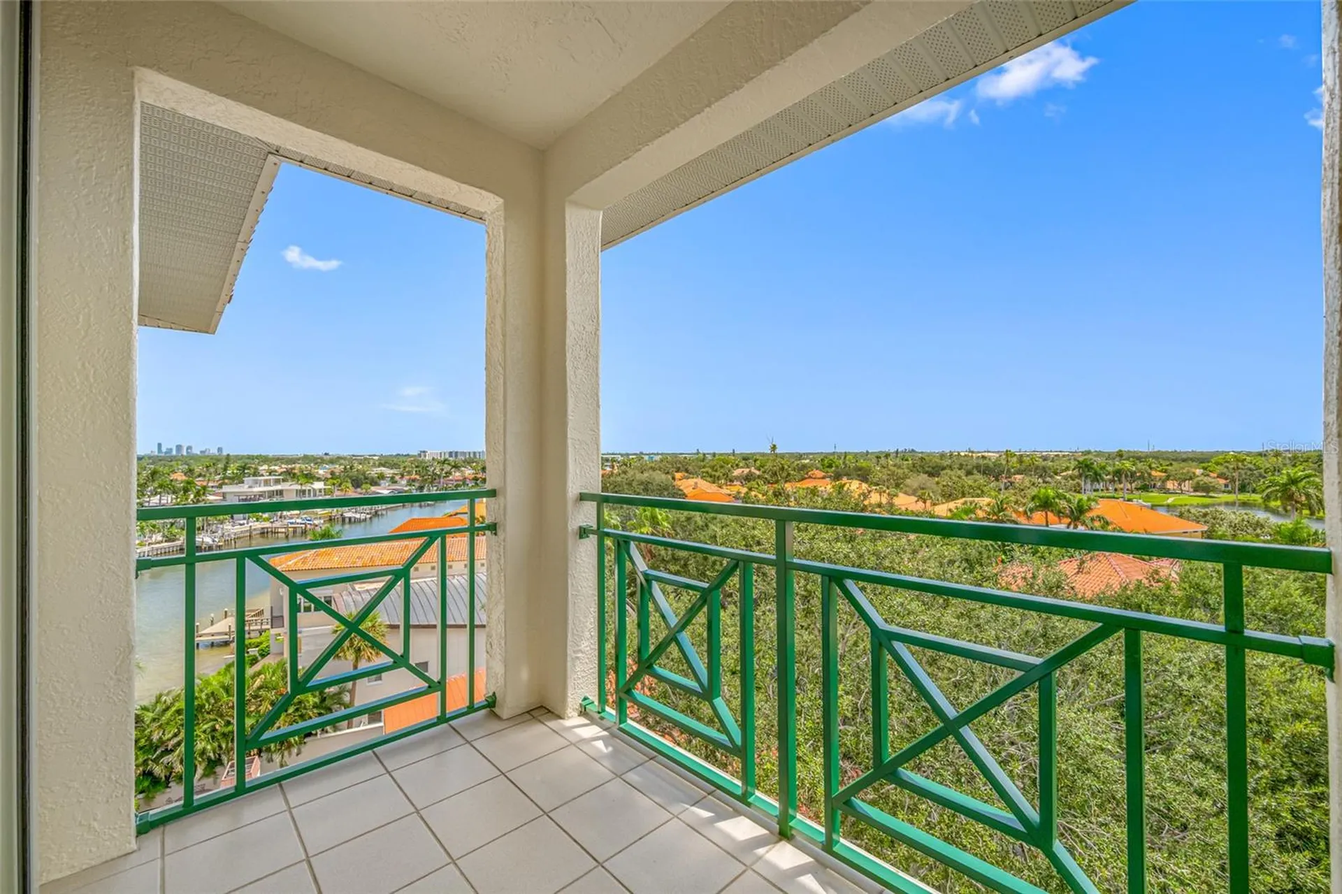 4717 Dolphin Cay Lane S St Petersburg FL 33711
