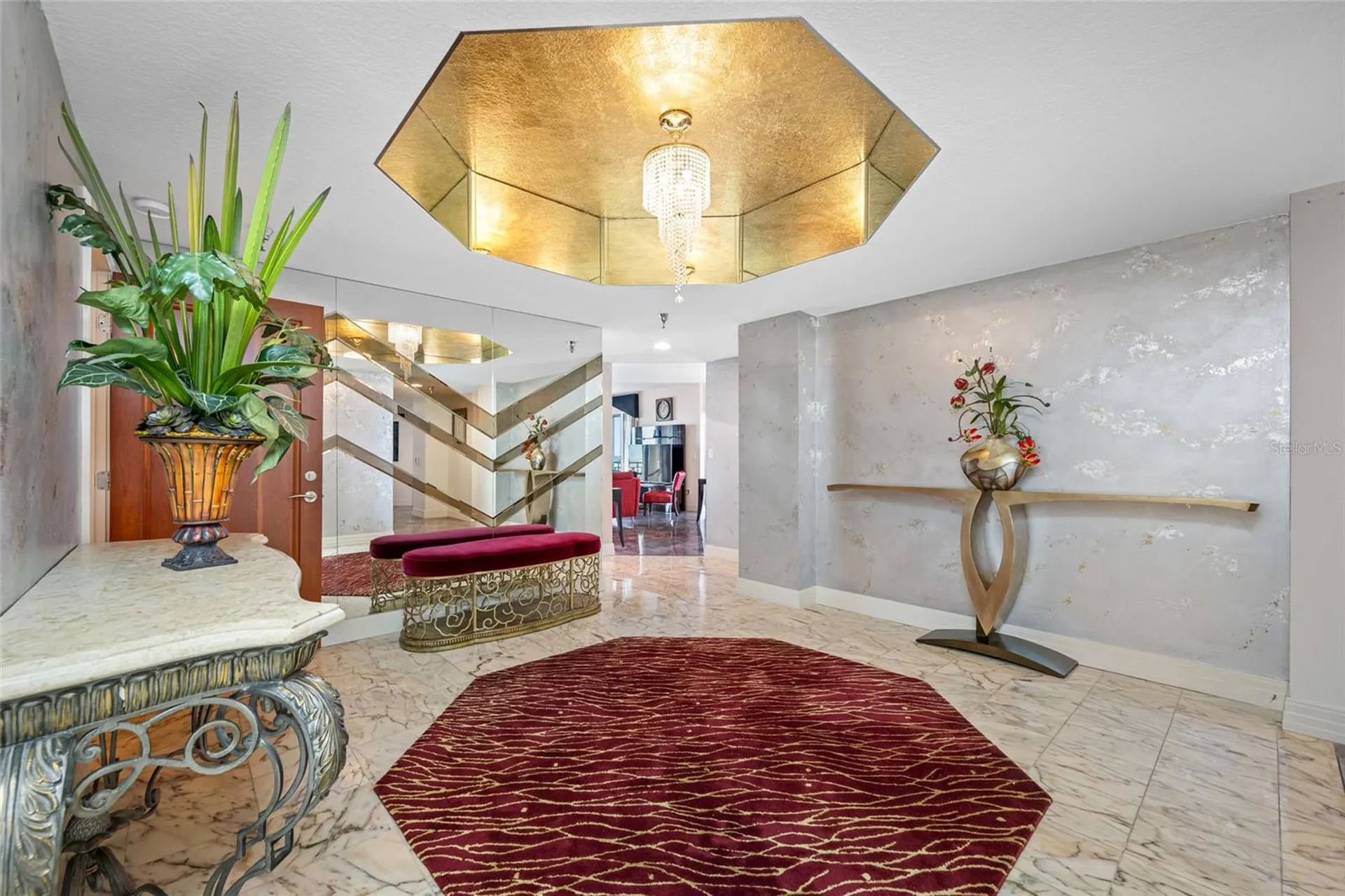 4717 Dolphin Cay Lane S St Petersburg FL 33711