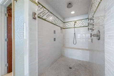 4717 Dolphin Cay Lane S St Petersburg FL 33711