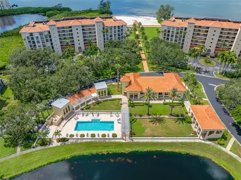 4717 Dolphin Cay Lane S St Petersburg FL 33711