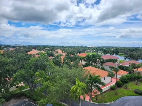 4717 Dolphin Cay Lane S St Petersburg FL 33711