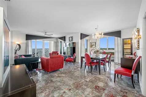 4717 Dolphin Cay Lane S St Petersburg FL 33711