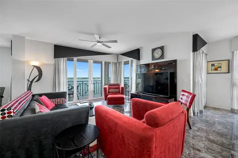 4717 Dolphin Cay Lane S St Petersburg FL 33711