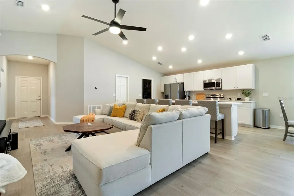 1204 Mezzavalle Way Auburndale FL 33823