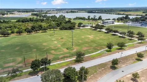 1204 Mezzavalle Way Auburndale FL 33823