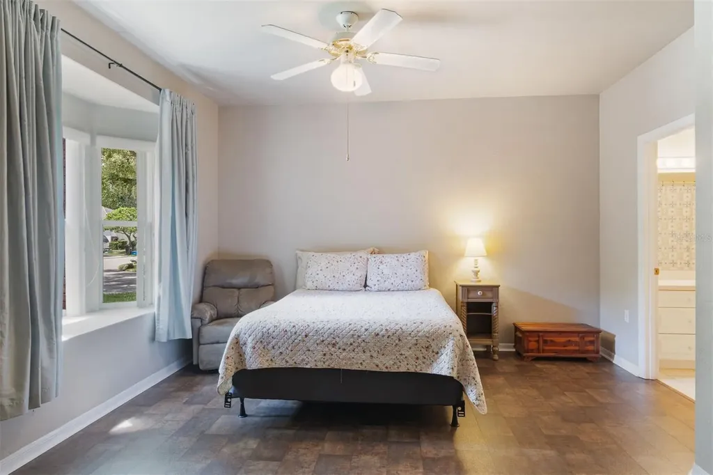 4748 NW 77th Road Gainesville FL 32653