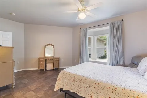 4748 NW 77th Road Gainesville FL 32653