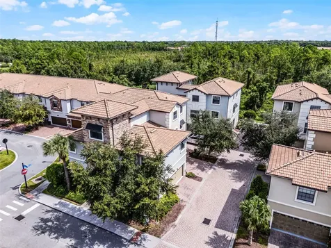 1317 Shinnecock Hills Drive Davenport FL 33896