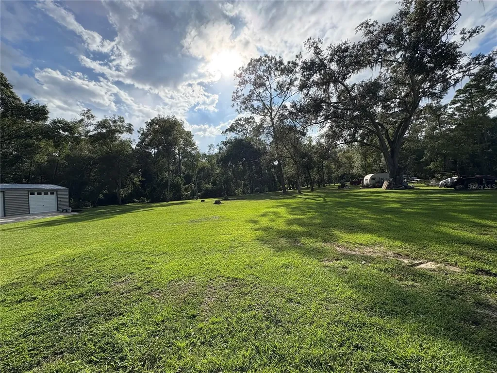 Lucilles Shady Lane Nobleton FL 34661