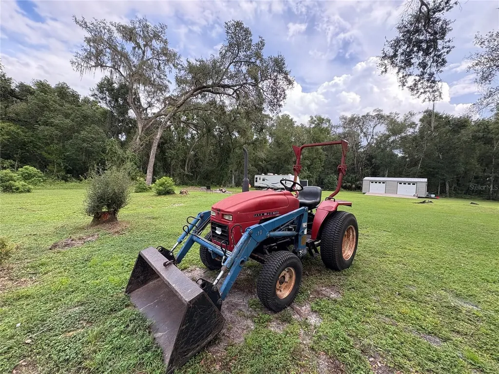 Lucilles Shady Lane Nobleton FL 34661