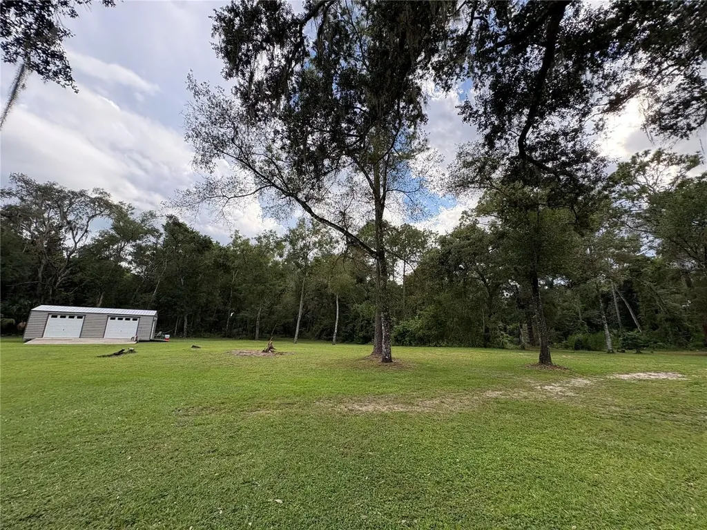 Lucilles Shady Lane Nobleton FL 34661