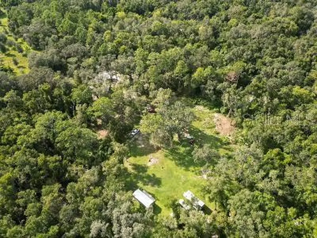 Lucilles Shady Lane Nobleton FL 34661