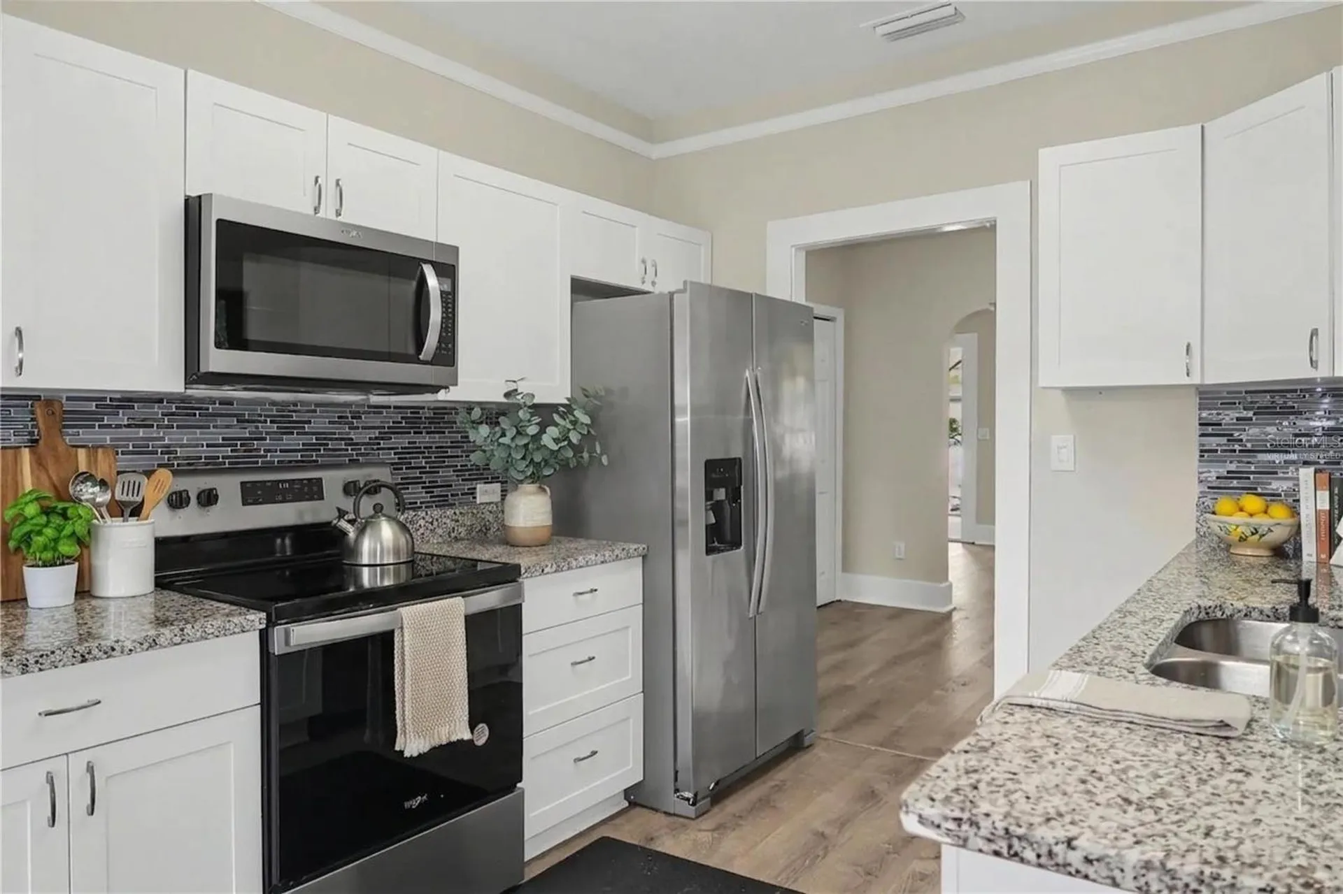 526 Kirkwood Terrace N St Petersburg FL 33701