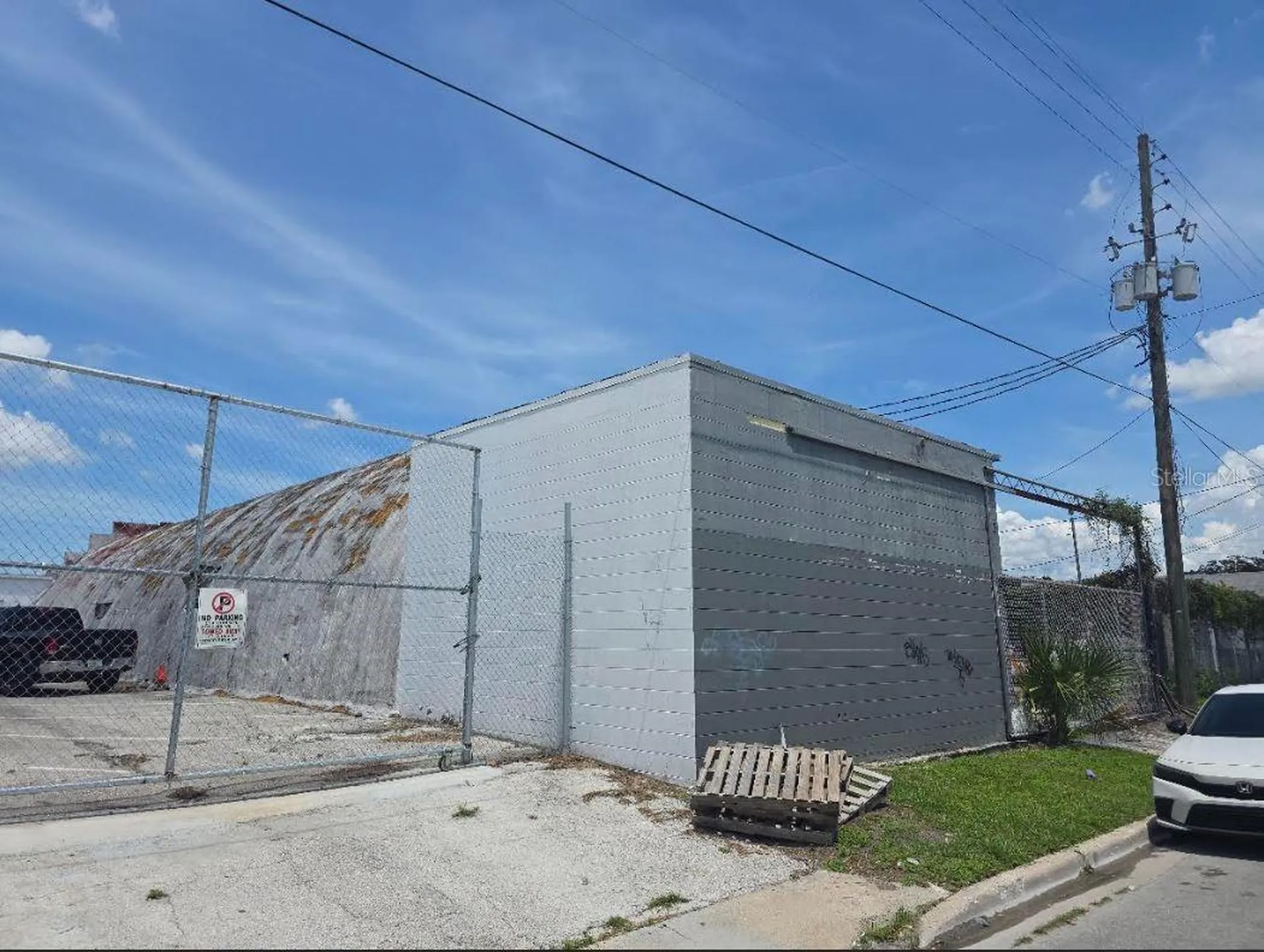 1001 W Pine Street Orlando FL 32805