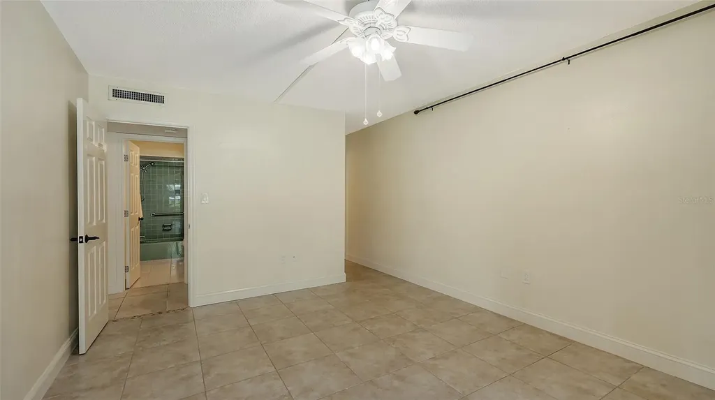 225 Hourglass Way Sarasota FL 34242
