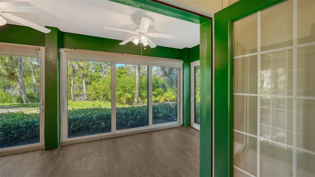 225 Hourglass Way Sarasota FL 34242