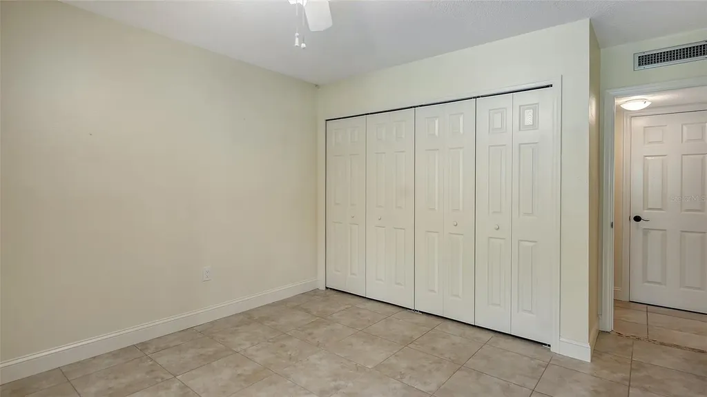 225 Hourglass Way Sarasota FL 34242
