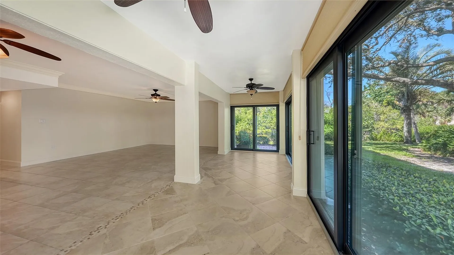 225 Hourglass Way Sarasota FL 34242