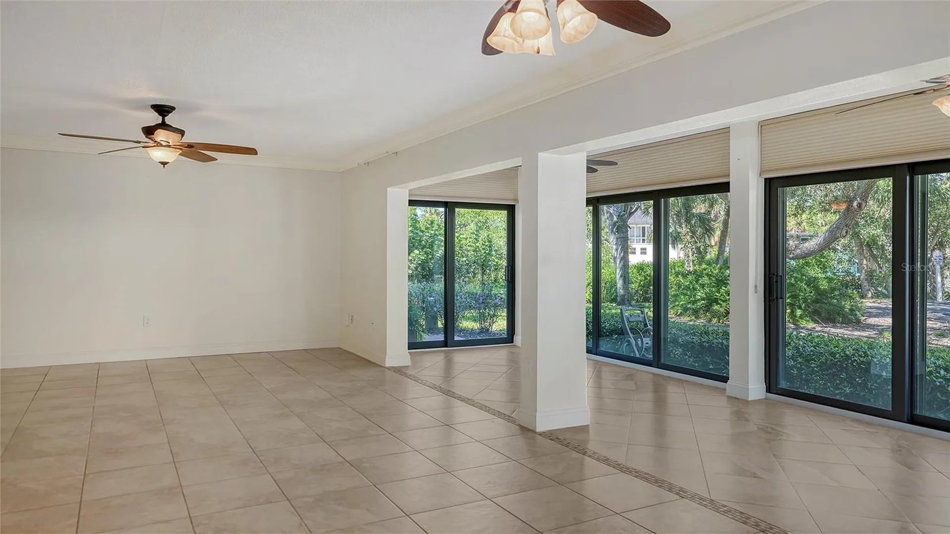 225 Hourglass Way Sarasota FL 34242
