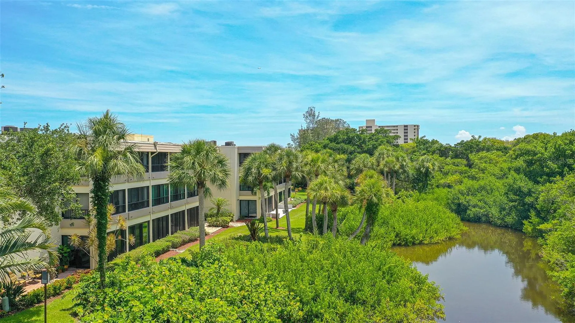 225 Hourglass Way Sarasota FL 34242