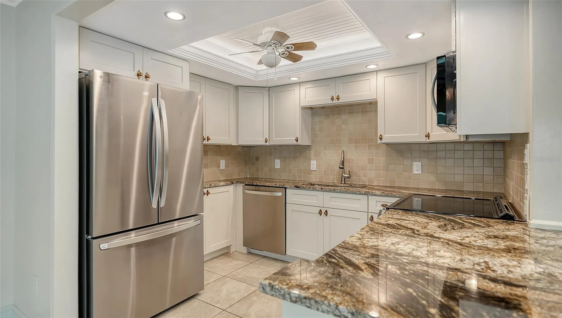225 Hourglass Way Sarasota FL 34242
