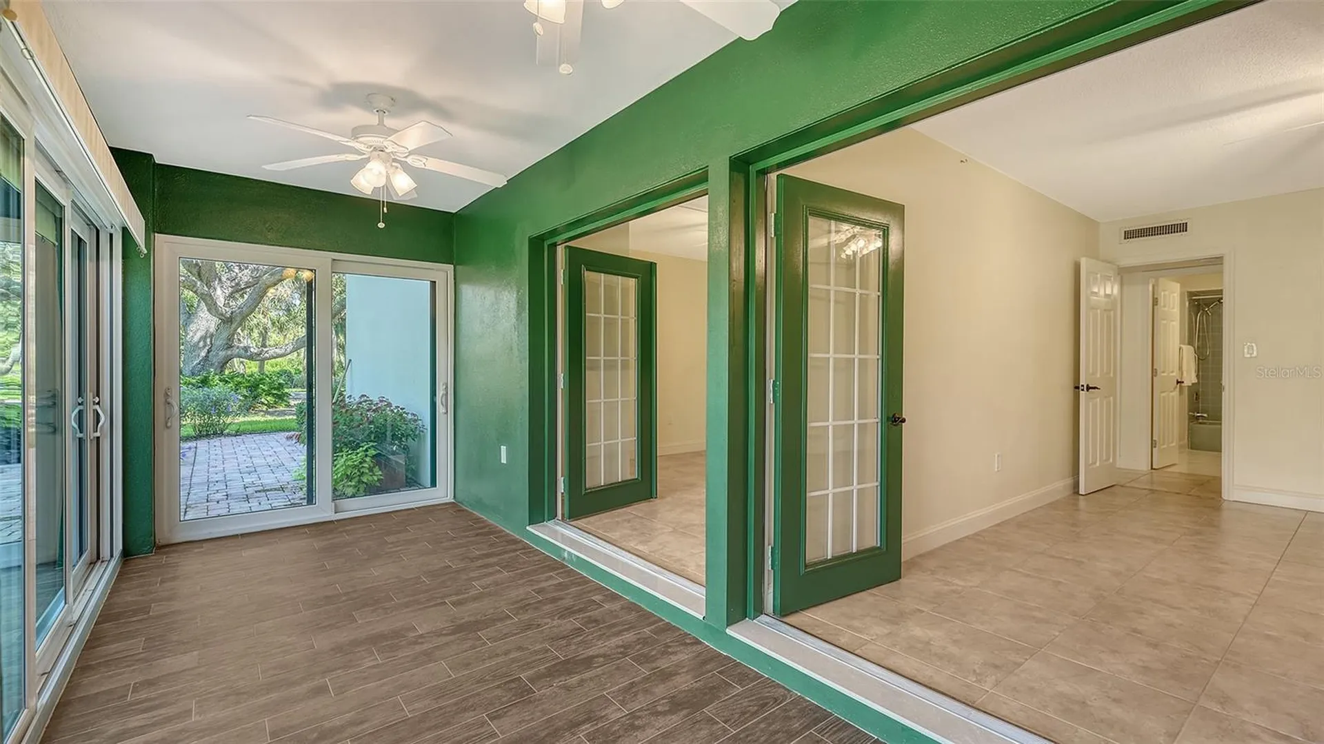 225 Hourglass Way Sarasota FL 34242