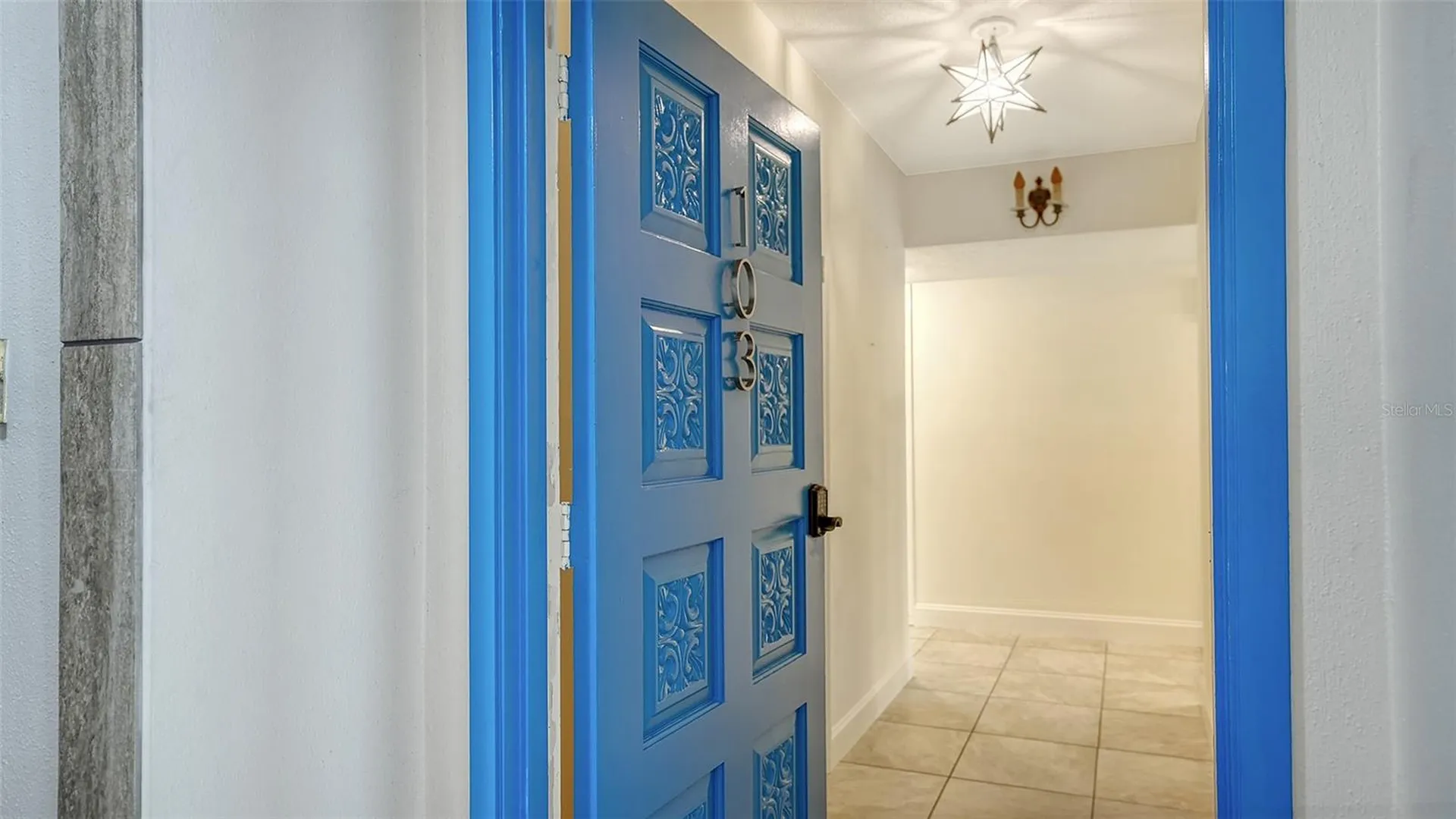 225 Hourglass Way Sarasota FL 34242