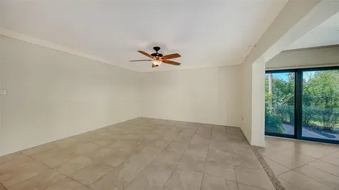 225 Hourglass Way Sarasota FL 34242