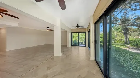 225 Hourglass Way Sarasota FL 34242