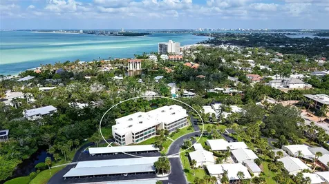 225 Hourglass Way Sarasota FL 34242