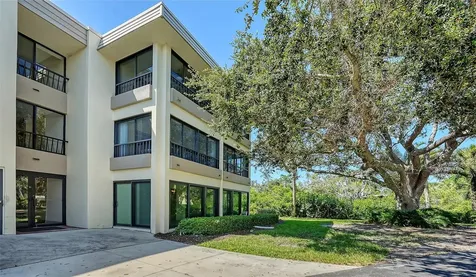 225 Hourglass Way Sarasota FL 34242