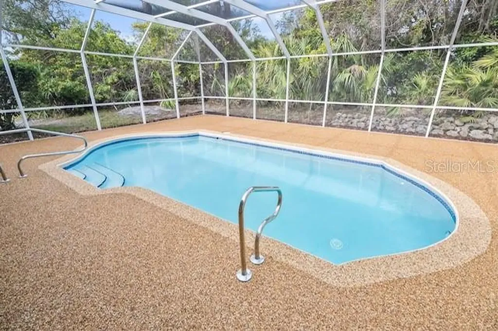 6 Point Doral Court Palm Coast FL 32137