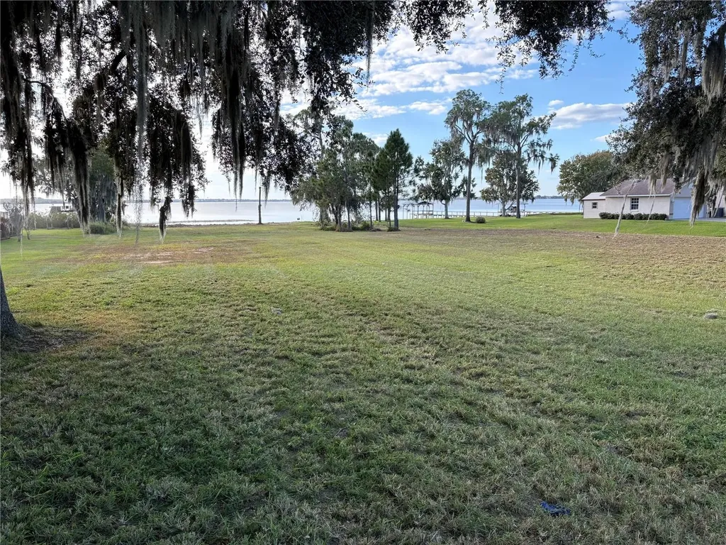 S Lake Reedy Boulevard Frostproof FL 33843