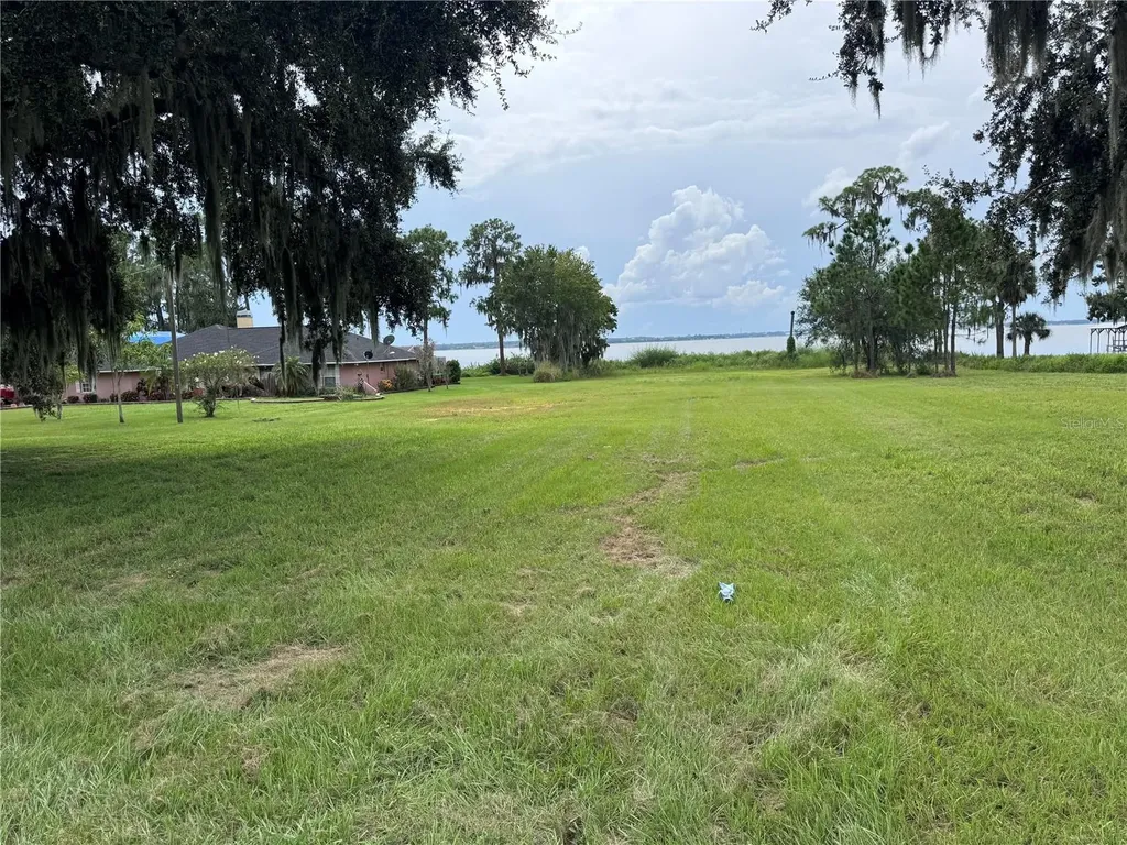 S Lake Reedy Boulevard Frostproof FL 33843